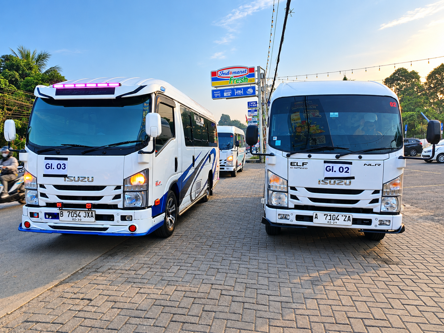 Dokumentasi armada Pujangga Trans